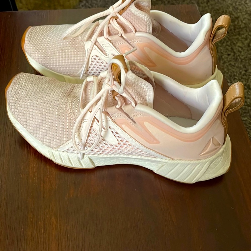 Women’s Reebok training shoe size 7